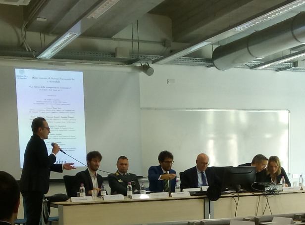 42790913_569739113486020_3272338207047417856_o