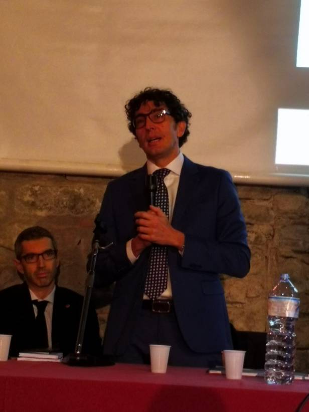 ae22b529-7549-4019-a7d9-2dc7d453d2c2